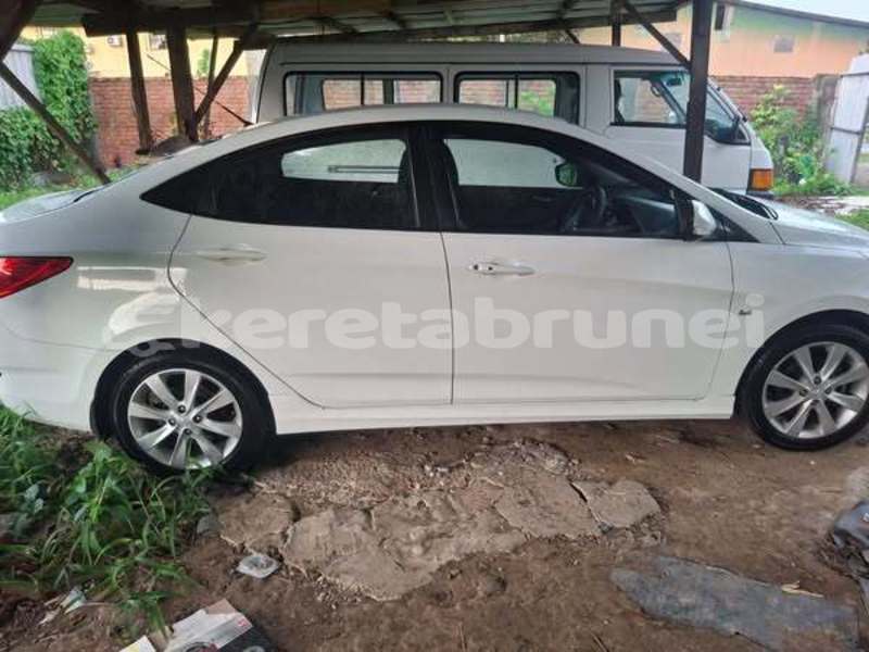 Big with watermark hyundai accent brunei muara bandar seri begawan 7327