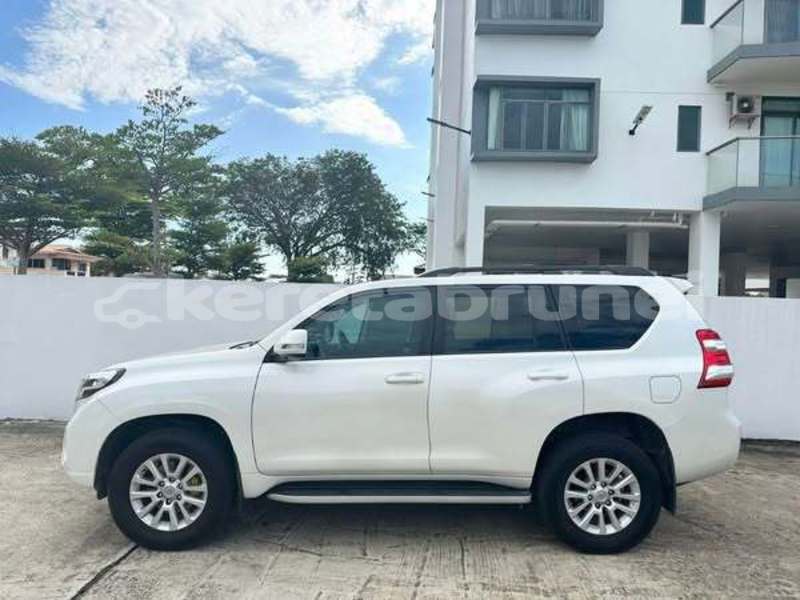 Big with watermark toyota land cruiser prado brunei muara bandar seri begawan 7329