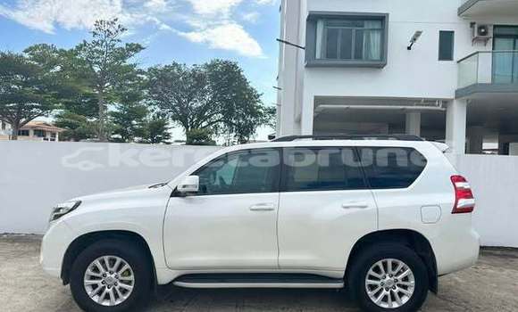 Buy Used Toyota Land Cruiser Prado Other Car in Bandar Seri Begawan in Brunei-Muara Buy Used Toyota Land Cruiser Prado Other Car in Bandar Seri Begawan in Brunei-Muara