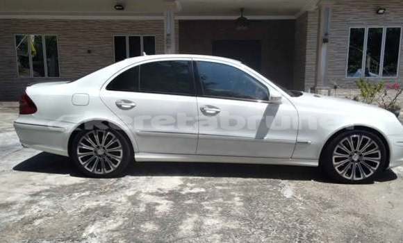 Buy Used Mercedes Viano Other Car in Bandar Seri Begawan in Brunei-Muara