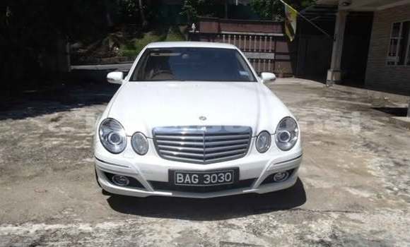 Buy Used Mercedes Viano Other Car in Bandar Seri Begawan in Brunei-Muara Buy Used Mercedes Viano Other Car in Bandar Seri Begawan in Brunei-Muara