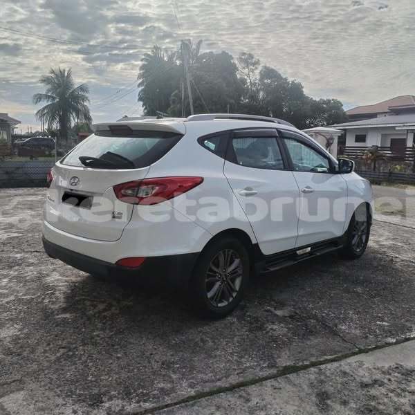 Big with watermark hyundai tucson brunei muara bandar seri begawan 7342