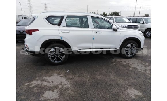Buy Import Hyundai Santa Fe White Car in Import - Dubai in Belait Buy Import Hyundai Santa Fe White Car in Import - Dubai in Belait