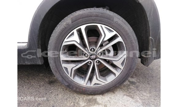 Buy Import Hyundai Santa Fe White Car in Import - Dubai in Belait Buy Import Hyundai Santa Fe White Car in Import - Dubai in Belait