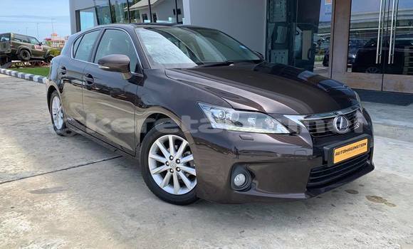 Buy Used Lexus CT Brown Car in Bandar Seri Begawan in Brunei-Muara