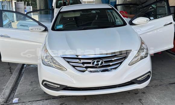 Buy Used Hyundai Sonata White Car in Bandar Seri Begawan in Brunei-Muara