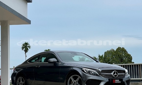 Buy Used Mercedes-Benz C180 coupe Other Car in Bandar Seri Begawan in Brunei-Muara