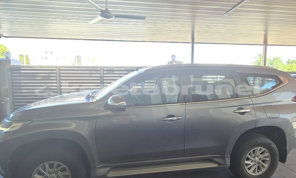 Buy Used Mitsubishi Pajero Sport Silver Car in Bandar Seri Begawan in Brunei-Muara