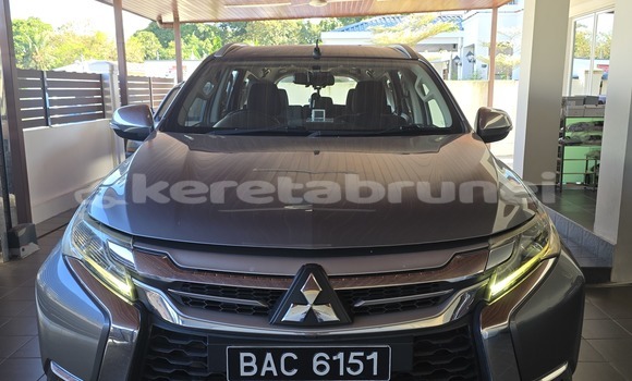 Buy Used Mitsubishi Pajero Sport Silver Car in Bandar Seri Begawan in Brunei-Muara Buy Used Mitsubishi Pajero Sport Silver Car in Bandar Seri Begawan in Brunei-Muara