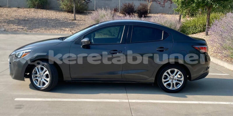 Big with watermark toyota yaris brunei muara bandar seri begawan 7484