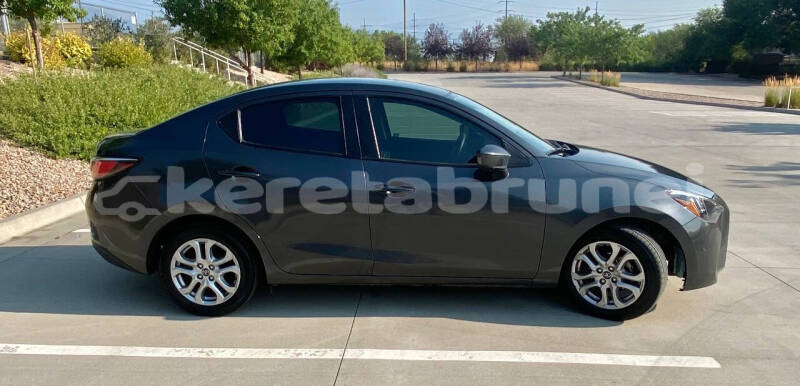 Big with watermark toyota yaris brunei muara bandar seri begawan 7484