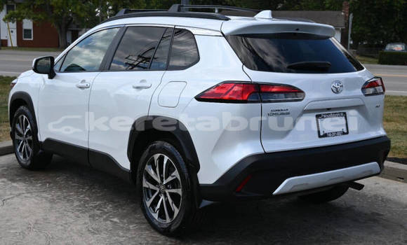 Buy Used Toyota Corolla Cross White Car in Bandar Seri Begawan in Brunei-Muara Buy Used Toyota Corolla Cross White Car in Bandar Seri Begawan in Brunei-Muara