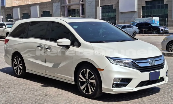 Buy Used Honda Odyssey White Car in Bandar Seri Begawan in Brunei-Muara Buy Used Honda Odyssey White Car in Bandar Seri Begawan in Brunei-Muara