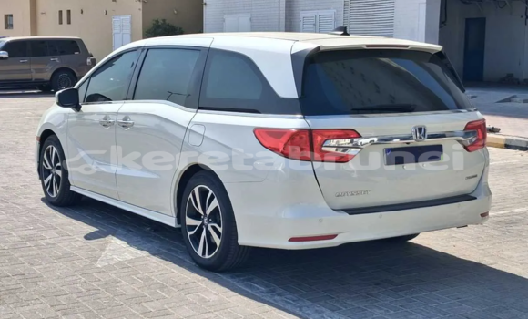 Buy Used Honda Odyssey White Car in Bandar Seri Begawan in Brunei-Muara Buy Used Honda Odyssey White Car in Bandar Seri Begawan in Brunei-Muara