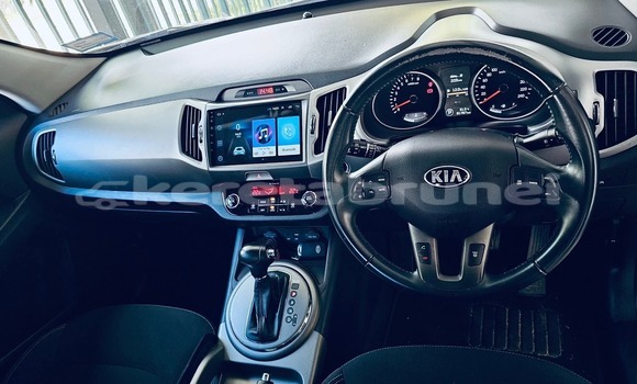 Buy Used Kia Sportage Brown Car in Bandar Seri Begawan in Brunei-Muara Buy Used Kia Sportage Brown Car in Bandar Seri Begawan in Brunei-Muara