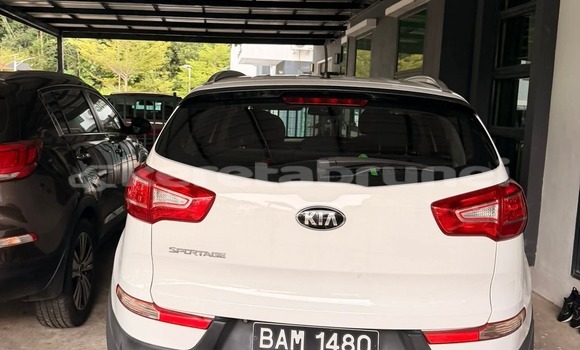 Buy Used Kia Sportage White Car in Bandar Seri Begawan in Brunei-Muara Buy Used Kia Sportage White Car in Bandar Seri Begawan in Brunei-Muara