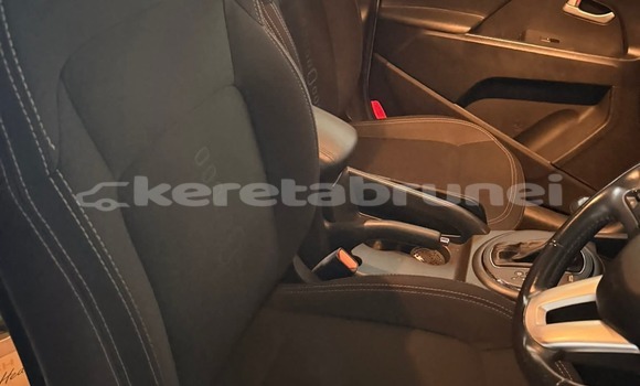 Buy Used Kia Sportage White Car in Bandar Seri Begawan in Brunei-Muara Buy Used Kia Sportage White Car in Bandar Seri Begawan in Brunei-Muara