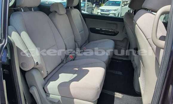 Buy Used Kia Carnival Blue Car in Seria in Belait Buy Used Kia Carnival Blue Car in Seria in Belait