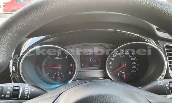 Buy Used Kia Carnival Blue Car in Seria in Belait Buy Used Kia Carnival Blue Car in Seria in Belait