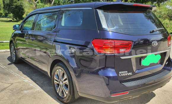 Buy Used Kia Carnival Blue Car in Seria in Belait Buy Used Kia Carnival Blue Car in Seria in Belait