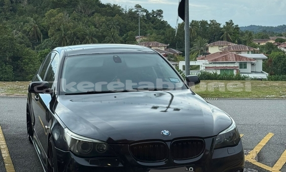 Buy Used BMW 5–Series Black Car in Bandar Seri Begawan in Brunei-Muara Buy Used BMW 5–Series Black Car in Bandar Seri Begawan in Brunei-Muara