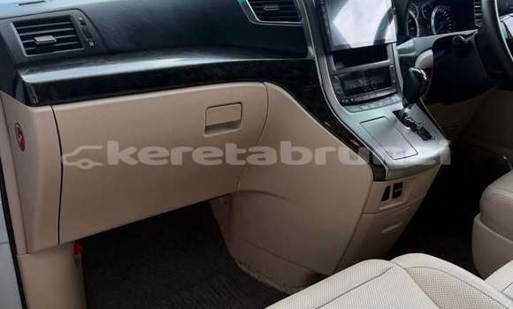 Buy Used Toyota Alphard Other Car in Bandar Seri Begawan in Brunei-Muara Buy Used Toyota Alphard Other Car in Bandar Seri Begawan in Brunei-Muara