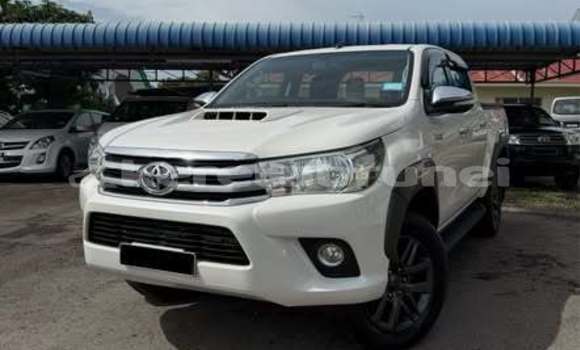 Buy Used Toyota Hilux Other Car in Bandar Seri Begawan in Brunei-Muara Buy Used Toyota Hilux Other Car in Bandar Seri Begawan in Brunei-Muara