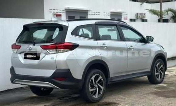 Buy Used Toyota Rush Other Car in Bandar Seri Begawan in Brunei-Muara Buy Used Toyota Rush Other Car in Bandar Seri Begawan in Brunei-Muara