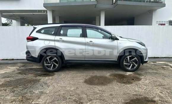 Buy Used Toyota Rush Other Car in Bandar Seri Begawan in Brunei-Muara Buy Used Toyota Rush Other Car in Bandar Seri Begawan in Brunei-Muara