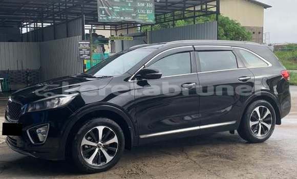 Buy Used Kia Sorento Other Car in Bandar Seri Begawan in Brunei-Muara Buy Used Kia Sorento Other Car in Bandar Seri Begawan in Brunei-Muara
