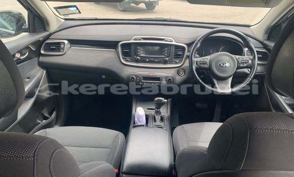 Buy Used Kia Sorento Other Car in Bandar Seri Begawan in Brunei-Muara Buy Used Kia Sorento Other Car in Bandar Seri Begawan in Brunei-Muara