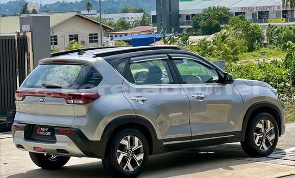 Buy Used Kia Sorento Other Car in Bandar Seri Begawan in Brunei-Muara Buy Used Kia Sorento Other Car in Bandar Seri Begawan in Brunei-Muara