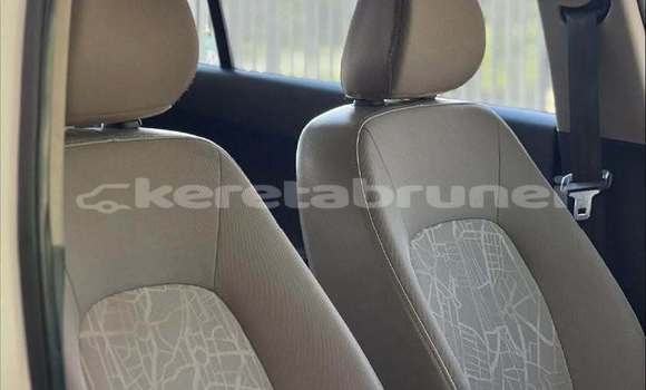Buy Used Hyundai Grandeur Other Car in Bandar Seri Begawan in Brunei-Muara Buy Used Hyundai Grandeur Other Car in Bandar Seri Begawan in Brunei-Muara