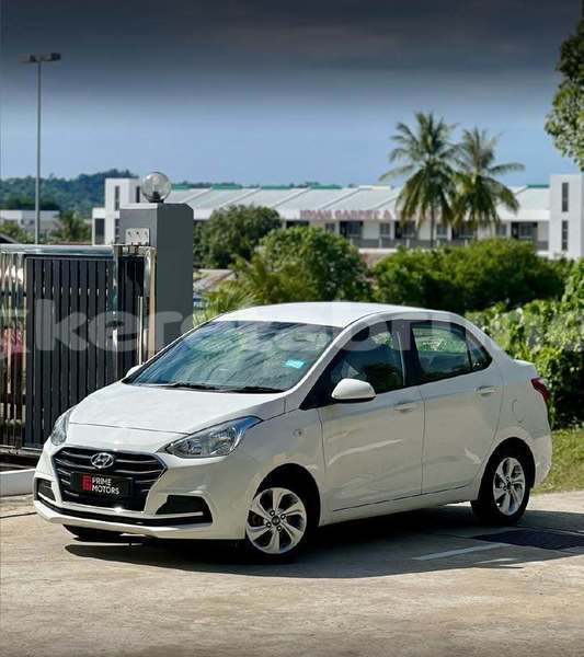 Big with watermark hyundai grandeur brunei muara bandar seri begawan 7535