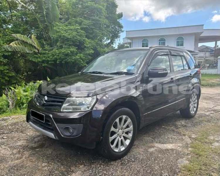 Big with watermark suzuki grand vitara brunei muara bandar seri begawan 7543