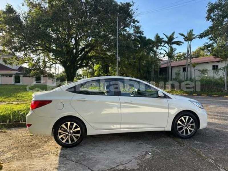 Big with watermark hyundai accent brunei muara bandar seri begawan 7544