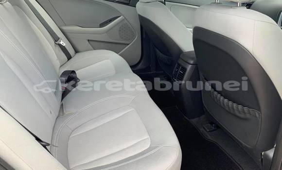 Buy Used Kia Optima Red Car in Bandar Seri Begawan in Brunei-Muara Buy Used Kia Optima Red Car in Bandar Seri Begawan in Brunei-Muara