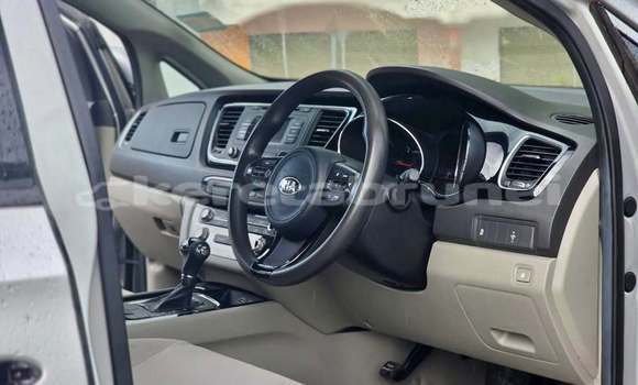 Buy Used Kia Carnival Other Car in Bandar Seri Begawan in Brunei-Muara Buy Used Kia Carnival Other Car in Bandar Seri Begawan in Brunei-Muara