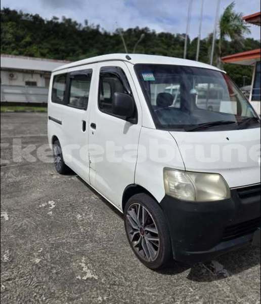 Big with watermark daihatsu gran move brunei muara bandar seri begawan 7550