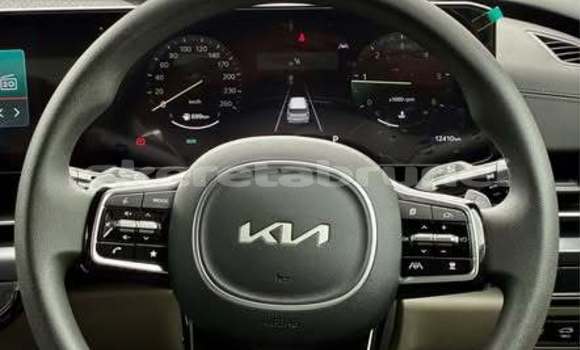 Buy Used Kia Carnival Other Car in Bandar Seri Begawan in Brunei-Muara Buy Used Kia Carnival Other Car in Bandar Seri Begawan in Brunei-Muara