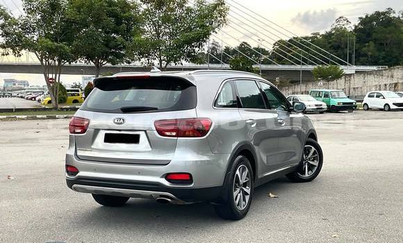 Buy Used Kia Sorento Other Car in Bandar Seri Begawan in Brunei-Muara Buy Used Kia Sorento Other Car in Bandar Seri Begawan in Brunei-Muara