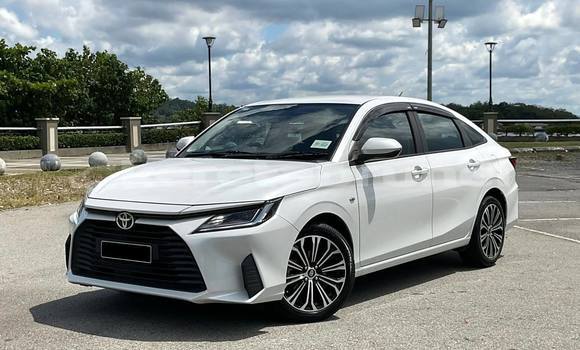 Buy Used Toyota Vios White Car in Bandar Seri Begawan in Brunei-Muara