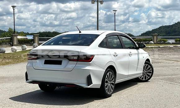 Buy Used Toyota Vios White Car in Bandar Seri Begawan in Brunei-Muara Buy Used Toyota Vios White Car in Bandar Seri Begawan in Brunei-Muara