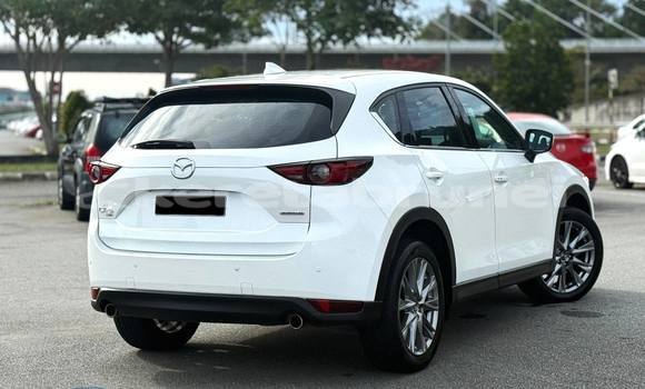 Buy Used Mazda CX-5 White Car in Bandar Seri Begawan in Brunei-Muara Buy Used Mazda CX-5 White Car in Bandar Seri Begawan in Brunei-Muara