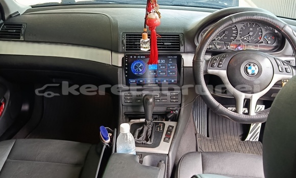 Buy Used BMW 3–Series Silver Car in Bandar Seri Begawan in Brunei-Muara