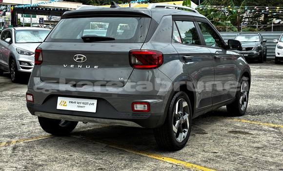 Buy Used Hyundai Verna Black Car in Bandar Seri Begawan in Brunei-Muara Buy Used Hyundai Verna Black Car in Bandar Seri Begawan in Brunei-Muara