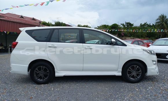 Buy Used Toyota innova White Car in Bandar Seri Begawan in Brunei-Muara Buy Used Toyota innova White Car in Bandar Seri Begawan in Brunei-Muara