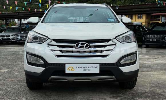 Buy Used Hyundai Santa Fe White Car in Bandar Seri Begawan in Brunei-Muara