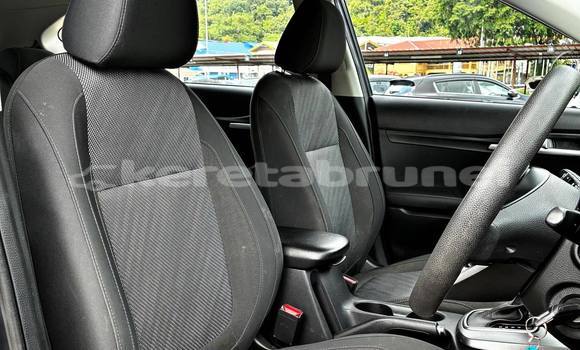 Buy Used Kia Sedona Other Car in Bandar Seri Begawan in Brunei-Muara Buy Used Kia Sedona Other Car in Bandar Seri Begawan in Brunei-Muara