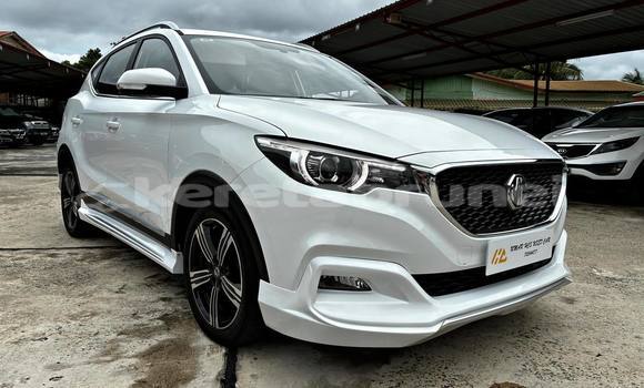Buy Used MG ZS White Car in Bandar Seri Begawan in Brunei-Muara Buy Used MG ZS White Car in Bandar Seri Begawan in Brunei-Muara